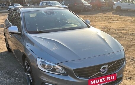 Volvo V60 I, 2018 год, 2 850 000 рублей, 1 фотография