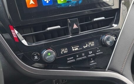 Toyota Camry, 2023 год, 3 000 000 рублей, 20 фотография