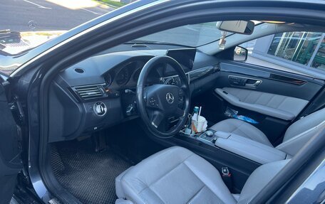 Mercedes-Benz E-Класс, 2010 год, 1 130 000 рублей, 5 фотография