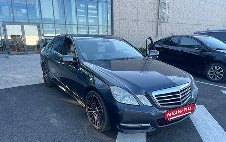 Mercedes-Benz E-Класс, 2010 год, 1 130 000 рублей, 2 фотография