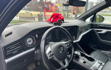 Volkswagen Touareg III, 2018 год, 4 800 000 рублей, 17 фотография