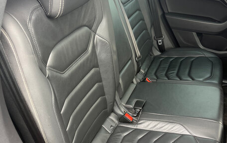 Volkswagen Touareg III, 2018 год, 4 800 000 рублей, 21 фотография