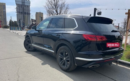 Volkswagen Touareg III, 2018 год, 4 800 000 рублей, 9 фотография