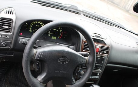 Nissan Maxima VIII, 2002 год, 620 000 рублей, 23 фотография