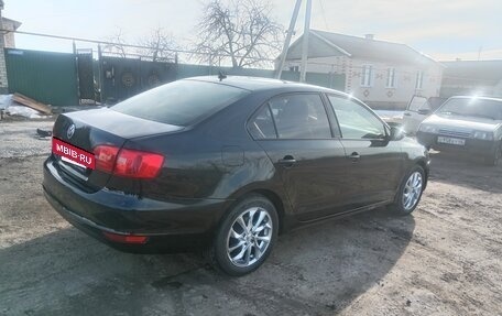 Volkswagen Jetta VI, 2011 год, 900 000 рублей, 5 фотография