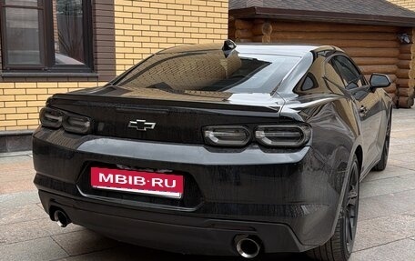 Chevrolet Camaro VI, 2022 год, 3 100 000 рублей, 2 фотография