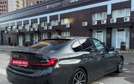 BMW 3 серия, 2019 год, 2 950 000 рублей, 5 фотография