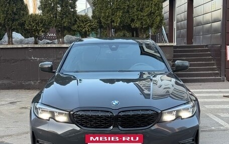 BMW 3 серия, 2019 год, 2 950 000 рублей, 3 фотография