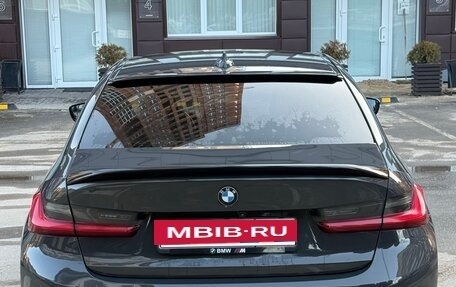 BMW 3 серия, 2019 год, 2 950 000 рублей, 6 фотография