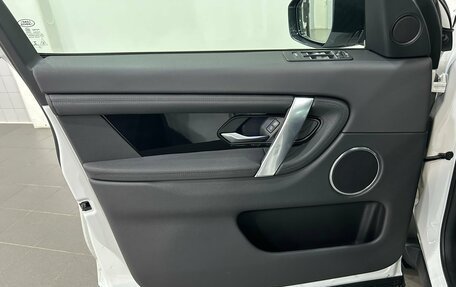 Land Rover Discovery Sport I рестайлинг, 2019 год, 2 990 000 рублей, 23 фотография