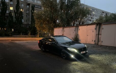 Toyota Crown, 2018 год, 4 200 000 рублей, 2 фотография