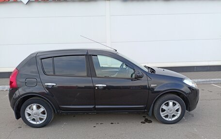 Renault Sandero I, 2011 год, 700 000 рублей, 2 фотография