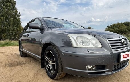 Toyota Avensis III рестайлинг, 2004 год, 500 000 рублей, 11 фотография