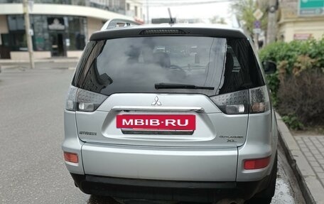 Mitsubishi Outlander III рестайлинг 3, 2010 год, 1 050 000 рублей, 7 фотография