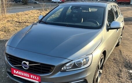 Volvo V60 I, 2018 год, 2 850 000 рублей, 2 фотография