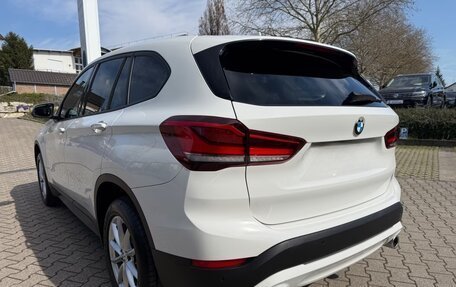 BMW X1, 2022 год, 1 980 000 рублей, 6 фотография