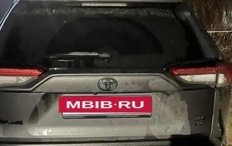 Toyota RAV4, 2019 год, 3 000 000 рублей, 9 фотография