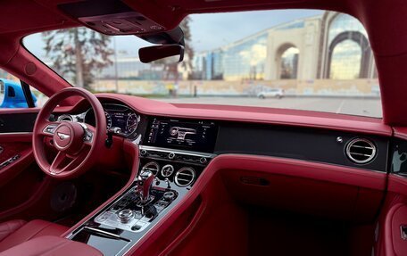 Bentley Continental GT III, 2021 год, 21 500 000 рублей, 13 фотография