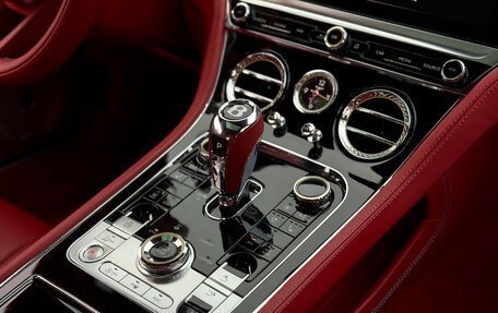 Bentley Continental GT III, 2021 год, 21 500 000 рублей, 14 фотография