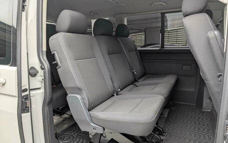 Volkswagen Caravelle T6 рестайлинг, 2019 год, 3 497 000 рублей, 10 фотография