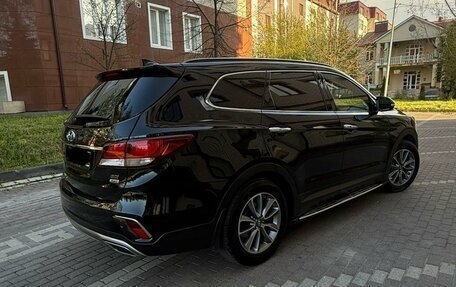 Hyundai Santa Fe III рестайлинг, 2016 год, 2 590 000 рублей, 3 фотография