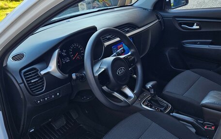 KIA Rio IV, 2021 год, 1 619 900 рублей, 13 фотография