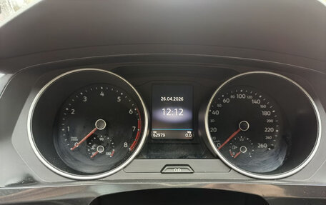 Volkswagen Tiguan II, 2018 год, 2 600 000 рублей, 11 фотография