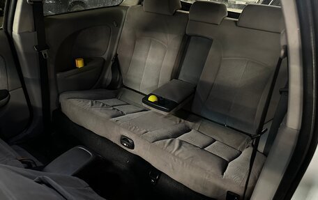 Nissan Almera, 2001 год, 155 000 рублей, 22 фотография