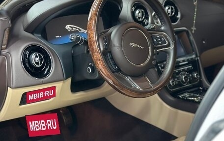 Jaguar XJ IV (X351), 2015 год, 3 800 000 рублей, 6 фотография