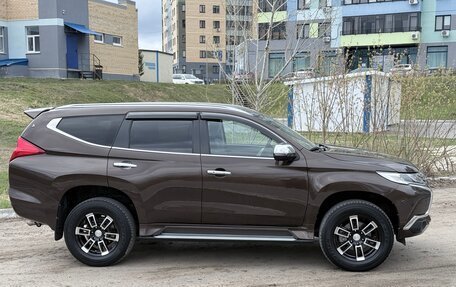 Mitsubishi Pajero Sport III рестайлинг, 2019 год, 3 150 000 рублей, 9 фотография