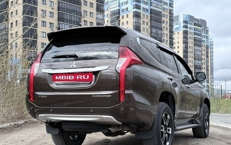Mitsubishi Pajero Sport III рестайлинг, 2019 год, 3 150 000 рублей, 8 фотография