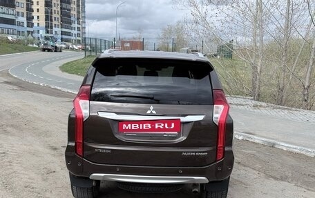 Mitsubishi Pajero Sport III рестайлинг, 2019 год, 3 150 000 рублей, 7 фотография