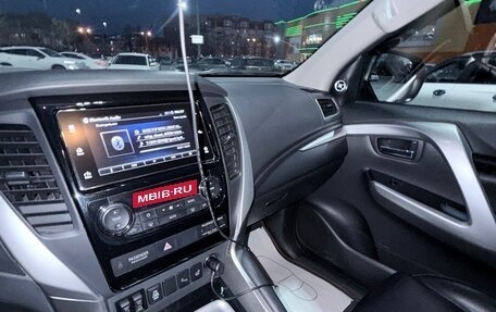 Mitsubishi Pajero Sport III рестайлинг, 2019 год, 3 150 000 рублей, 32 фотография