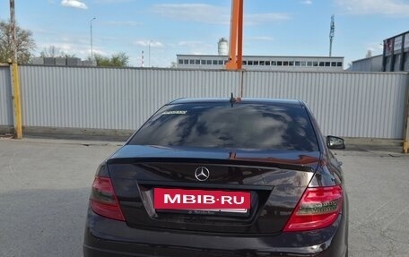 Mercedes-Benz C-Класс, 2010 год, 1 200 000 рублей, 3 фотография