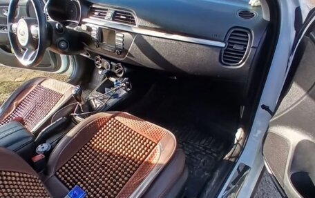 KIA Rio IV, 2018 год, 1 000 000 рублей, 7 фотография