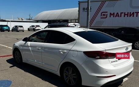 Hyundai Elantra VI рестайлинг, 2016 год, 1 280 000 рублей, 6 фотография