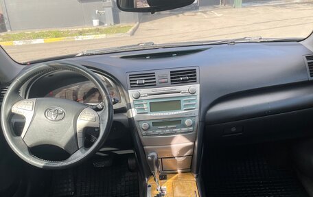 Toyota Camry, 2006 год, 850 000 рублей, 8 фотография