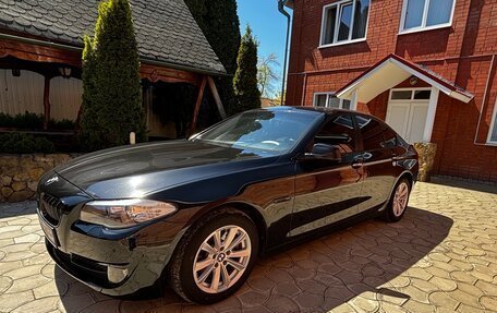 BMW 5 серия, 2013 год, 1 960 000 рублей, 5 фотография