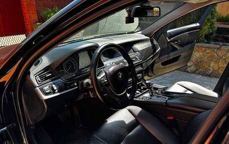 BMW 5 серия, 2013 год, 1 960 000 рублей, 9 фотография