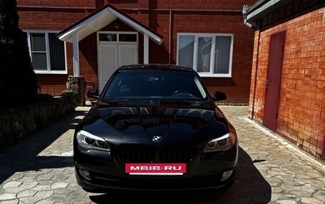 BMW 5 серия, 2013 год, 1 960 000 рублей, 2 фотография