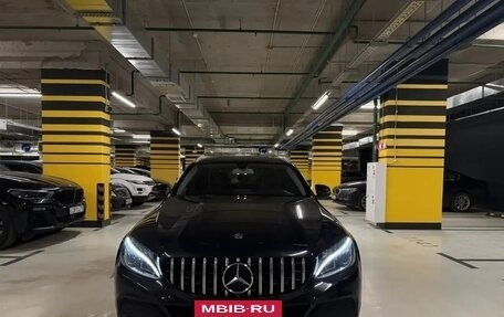 Mercedes-Benz C-Класс, 2018 год, 2 100 000 рублей, 6 фотография