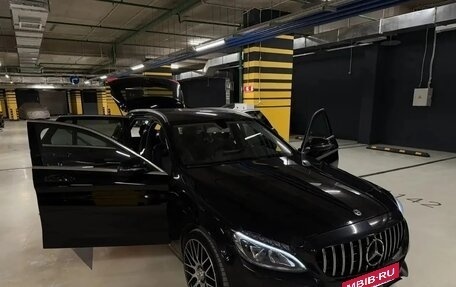 Mercedes-Benz C-Класс, 2018 год, 2 100 000 рублей, 10 фотография