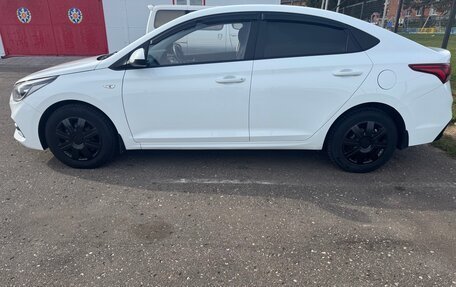 Hyundai Solaris II рестайлинг, 2019 год, 1 300 000 рублей, 6 фотография