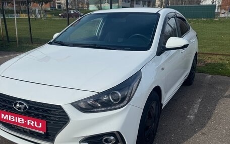 Hyundai Solaris II рестайлинг, 2019 год, 1 300 000 рублей, 2 фотография