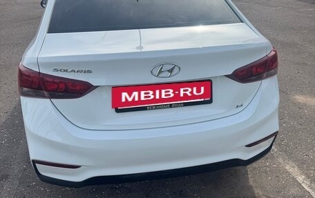 Hyundai Solaris II рестайлинг, 2019 год, 1 300 000 рублей, 5 фотография