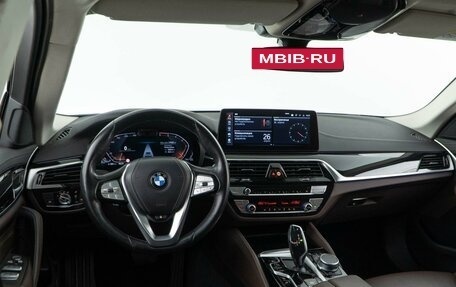 BMW 5 серия, 2021 год, 4 749 999 рублей, 6 фотография