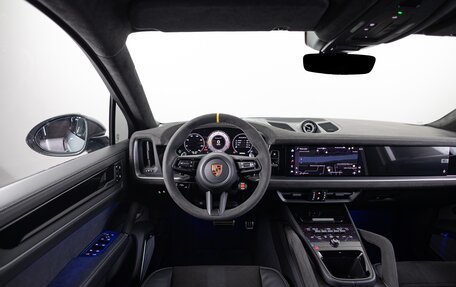 Porsche Cayenne III, 2025 год, 31 790 000 рублей, 13 фотография