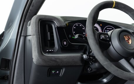 Porsche Cayenne III, 2025 год, 31 790 000 рублей, 14 фотография