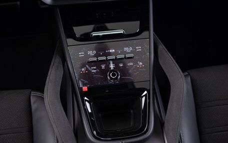 Porsche Cayenne III, 2025 год, 31 790 000 рублей, 18 фотография