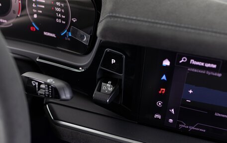 Porsche Cayenne III, 2025 год, 31 790 000 рублей, 16 фотография